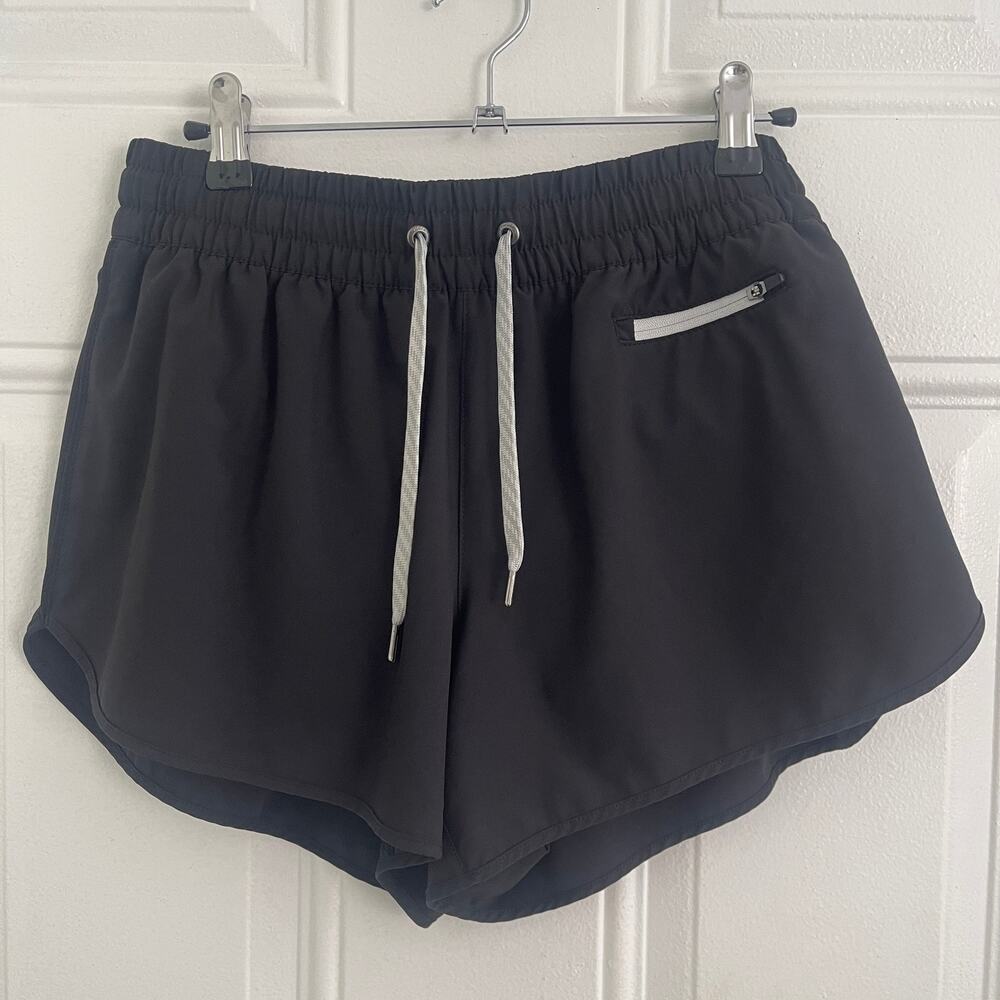 Vuori Clementine 4" Shorts M Black Lined Running Athletic Drawstring